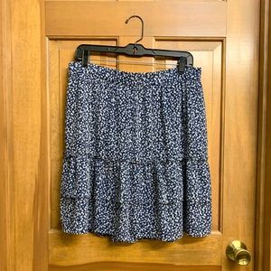 J.Crew floral tiered ruffle skirt, sz M, blue white